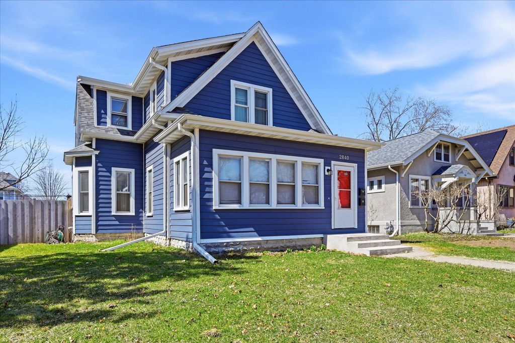 2840 28th Avenue S, Minneapolis, MN 55406