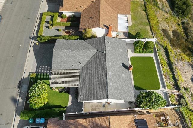 6379 Oakridge, San Diego, CA 92120
