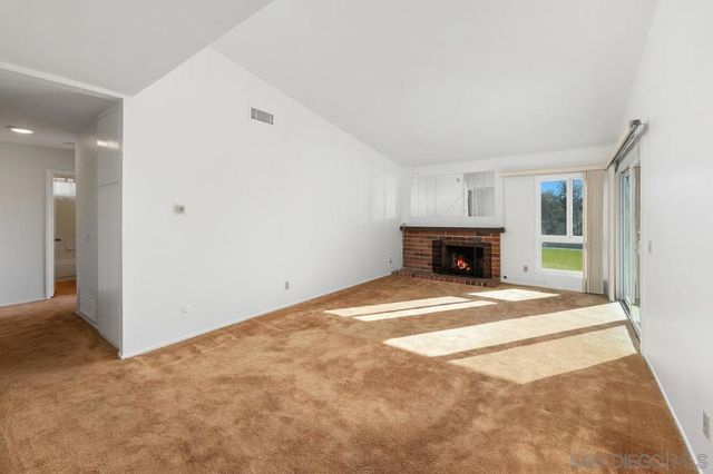 6379 Oakridge, San Diego, CA 92120
