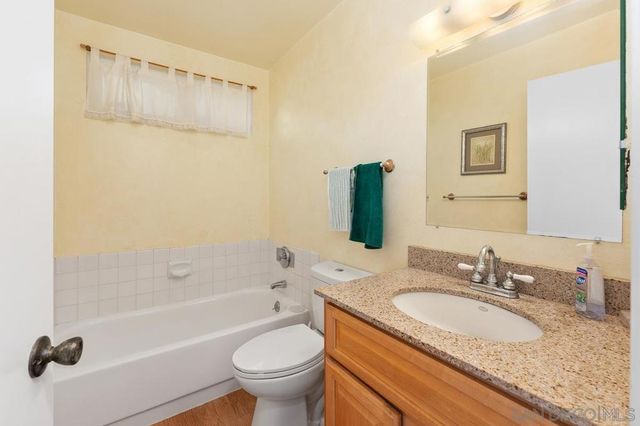 6379 Oakridge, San Diego, CA 92120