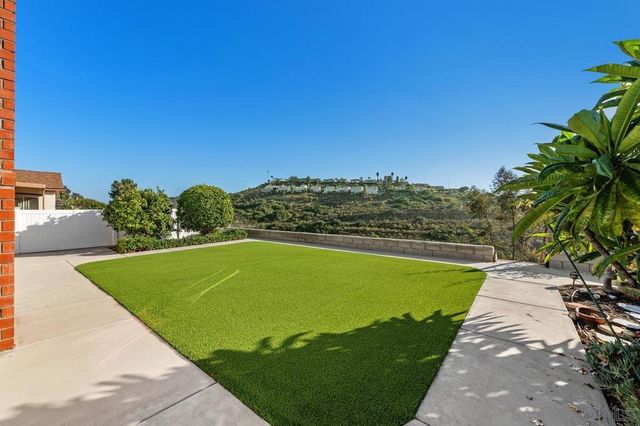 6379 Oakridge, San Diego, CA 92120