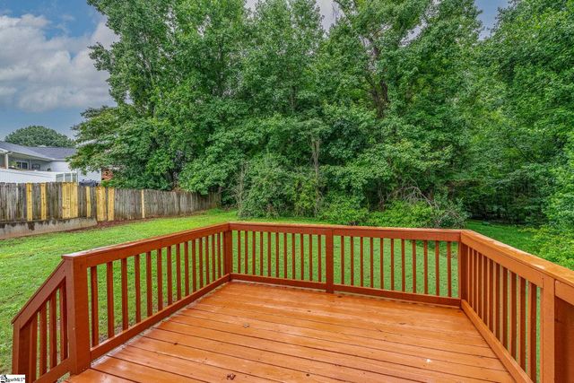 101 Kingscreek Drive, Greer, SC 29650