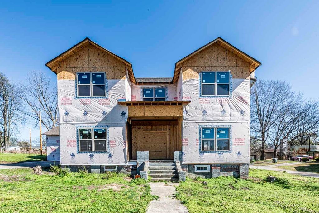 400 BARFIELD AVE, Henning, TN 38041