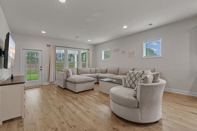 3183 Hannon Dr., Myrtle Beach, SC 29579