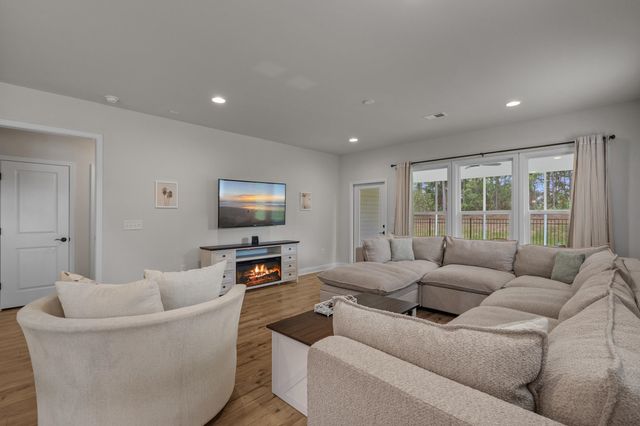 3183 Hannon Dr., Myrtle Beach, SC 29579