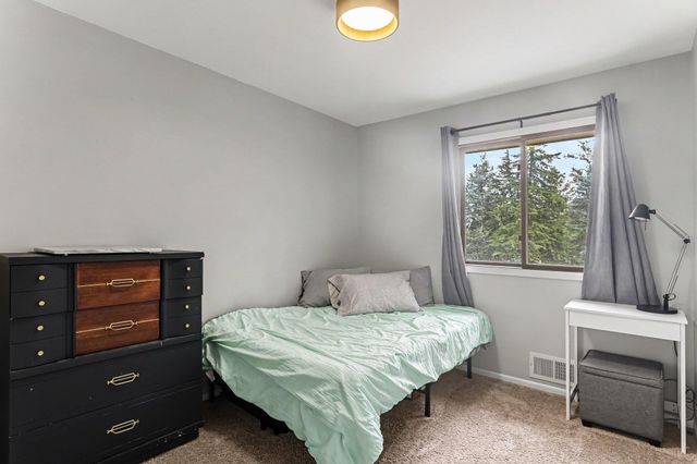 12350 Gladiola Street NW, Coon Rapids, MN 55433