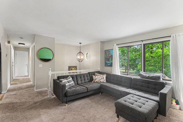 12350 Gladiola Street NW, Coon Rapids, MN 55433