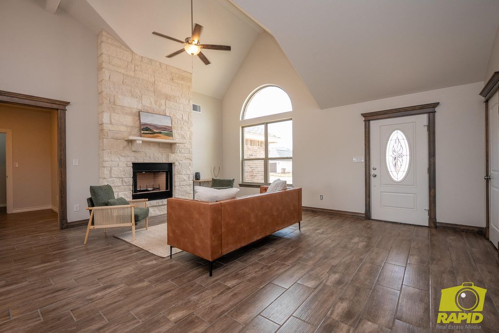 Image 3 of property listing at 9684 Jaguar Trail, San Angelo, TX 76901