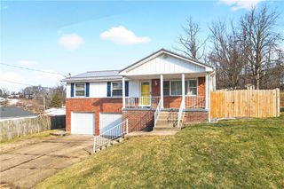 7436 Steubenville Pike, North Fayette, PA 15071