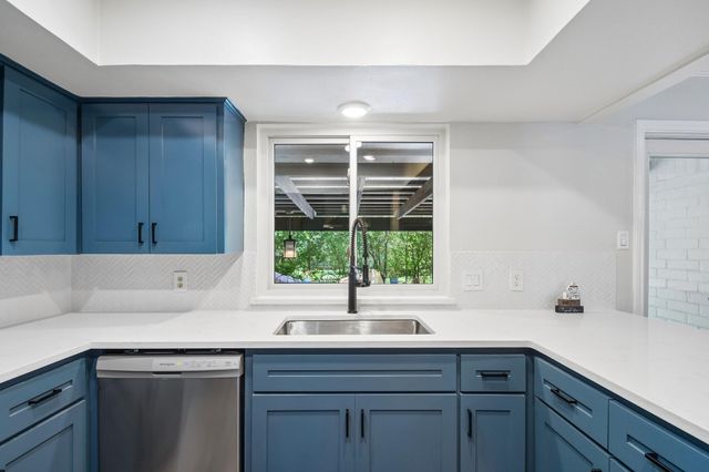 9203 Comburg DR, Austin, TX 78748