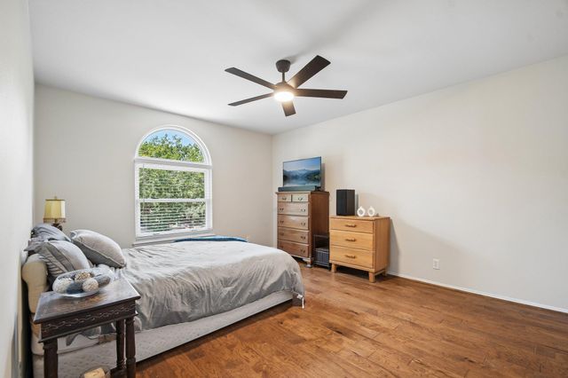 9203 Comburg DR, Austin, TX 78748