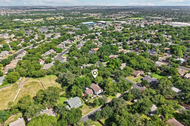 9203 Comburg DR, Austin, TX 78748