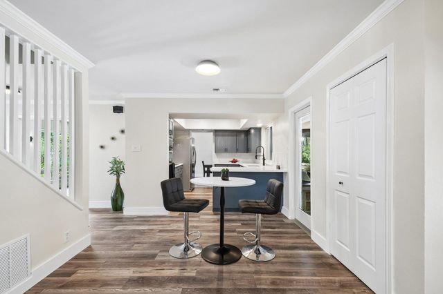 9203 Comburg DR, Austin, TX 78748