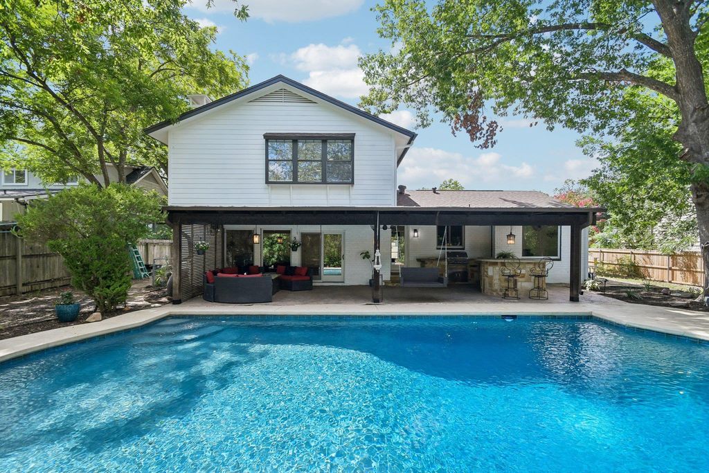 9203 Comburg DR, Austin, TX 78748
