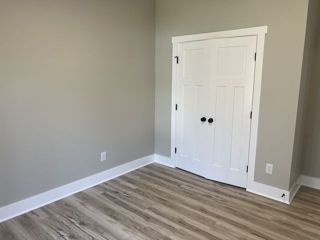 401 Hawkins St, Cowan, TN 37318