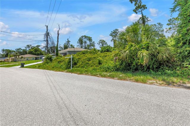 KNOTTY PINE AVENUE, North Port, FL 34288