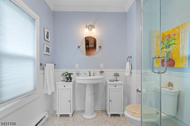 5 Leo Ter, Bloomfield Twp., NJ 07003