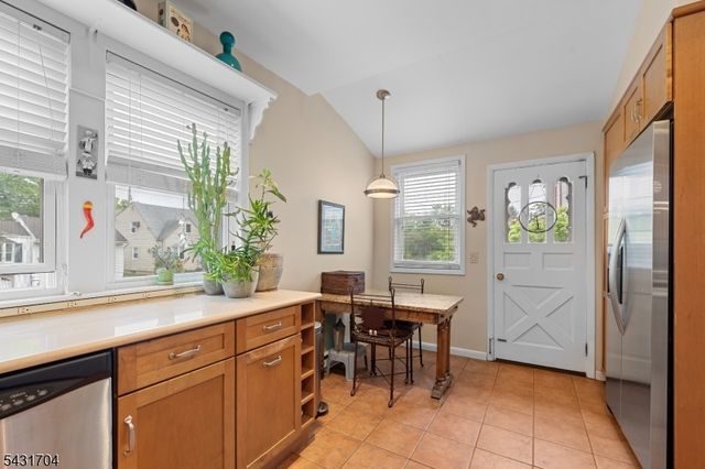 5 Leo Ter, Bloomfield Twp., NJ 07003