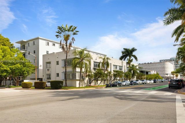 531 16th St, Miami Beach, FL 33139