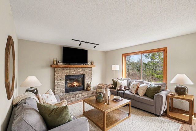 19077 Gladstone Boulevard N, Maple Grove, MN 55311