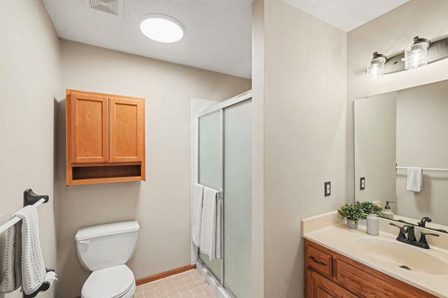 19077 Gladstone Boulevard N, Maple Grove, MN 55311