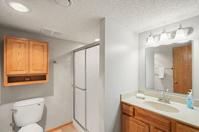 19077 Gladstone Boulevard N, Maple Grove, MN 55311