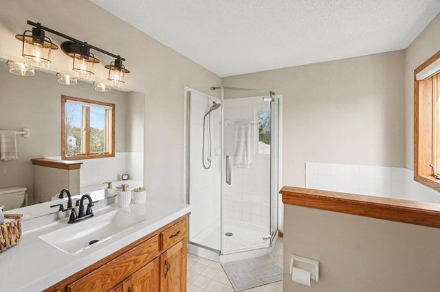 19077 Gladstone Boulevard N, Maple Grove, MN 55311