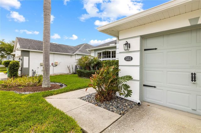 1352 BIG CREEK DRIVE, Wesley Chapel, FL 33544