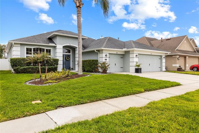 1352 BIG CREEK DRIVE, Wesley Chapel, FL 33544