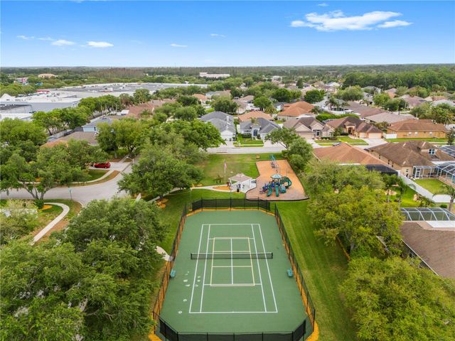 1352 BIG CREEK DRIVE, Wesley Chapel, FL 33544