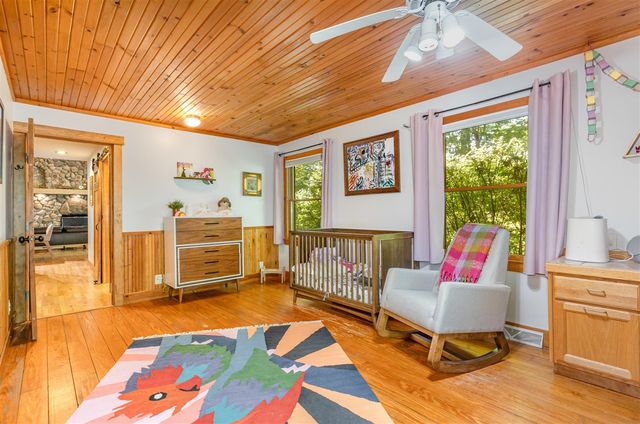 33 Star Gazer Lane, Comstock Park, MI 49321