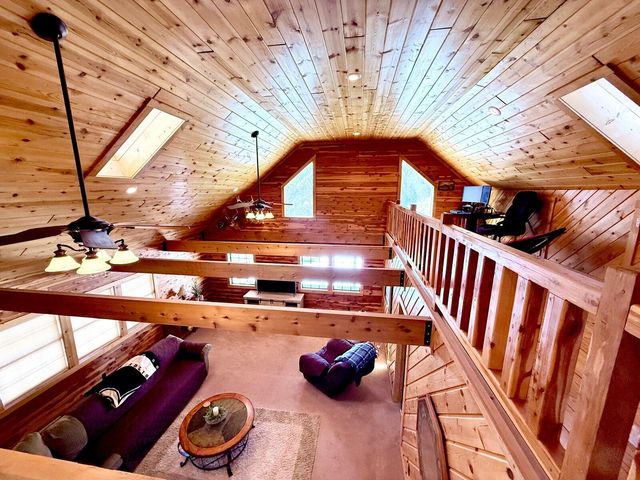 300 Round Up Lane, Bakersfield, MO 65609