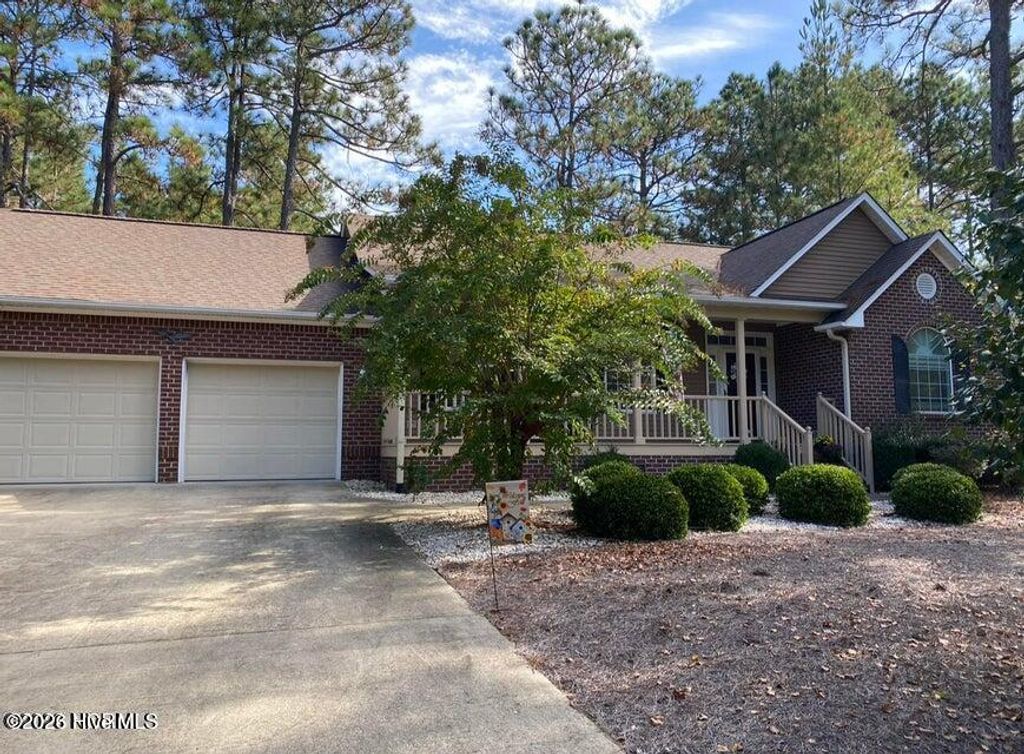 45 Live Oak Lane, Pinehurst, NC 28374