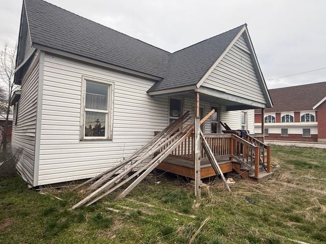 1002 E Princeton Ave, Spokane, WA 99207