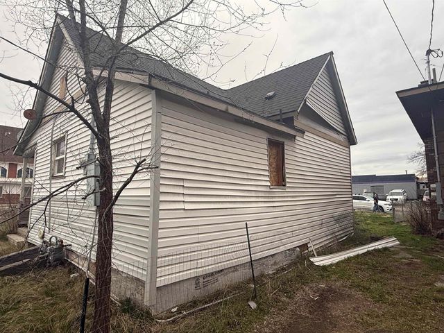 1002 E Princeton Ave, Spokane, WA 99207