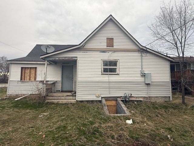 1002 E Princeton Ave, Spokane, WA 99207