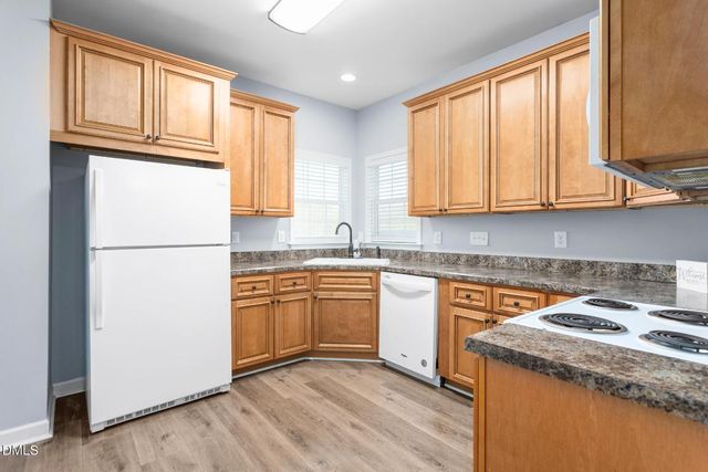 557 E Ridge Avenue, Liberty, NC 27298