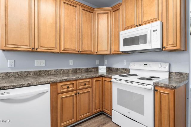 557 E Ridge Avenue, Liberty, NC 27298