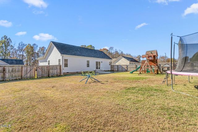 557 E Ridge Avenue, Liberty, NC 27298