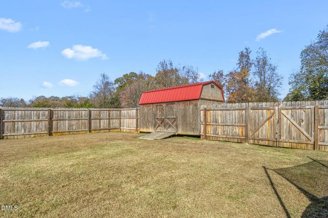 557 E Ridge Avenue, Liberty, NC 27298