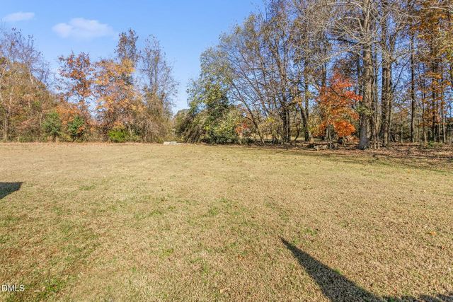 557 E Ridge Avenue, Liberty, NC 27298
