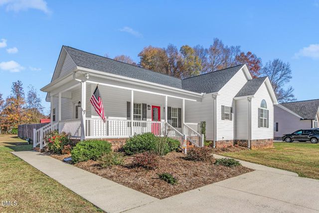 557 E Ridge Avenue, Liberty, NC 27298