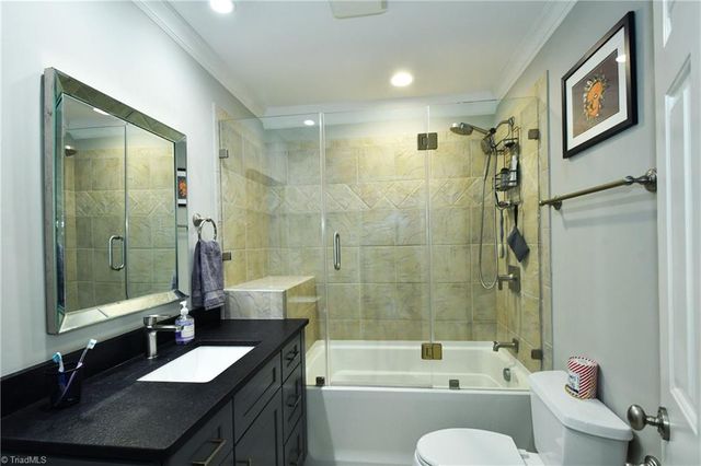 211 Surrey Path Court, Winston-salem, NC 27104