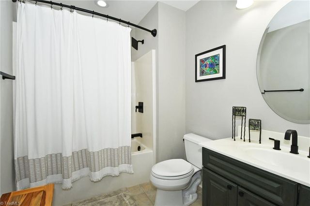 211 Surrey Path Court, Winston-salem, NC 27104