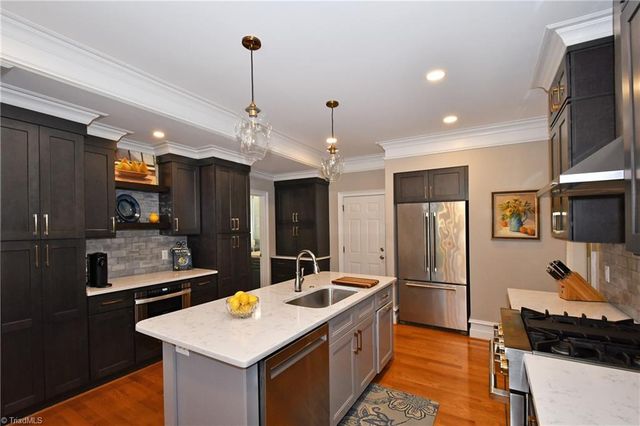 211 Surrey Path Court, Winston-salem, NC 27104