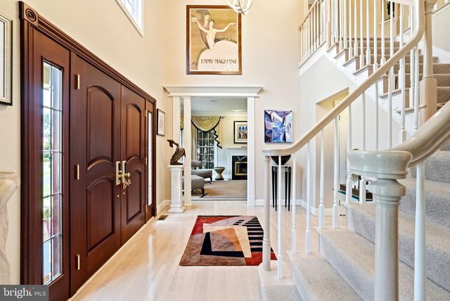 13 CHESTERLAND DR, Thornton, PA 19373