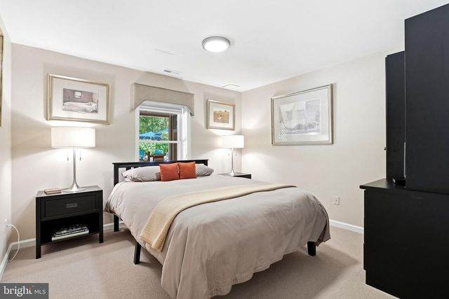 13 CHESTERLAND DR, Thornton, PA 19373