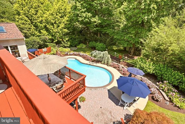 13 CHESTERLAND DR, Thornton, PA 19373