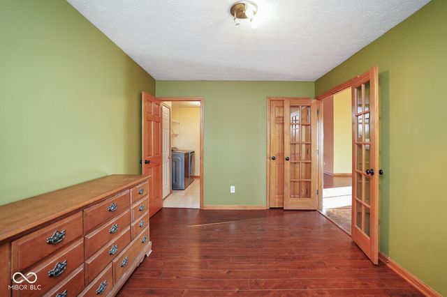 633 Savannah Drive, Greenwood, IN 46142