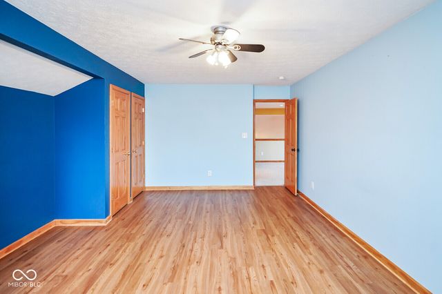 633 Savannah Drive, Greenwood, IN 46142